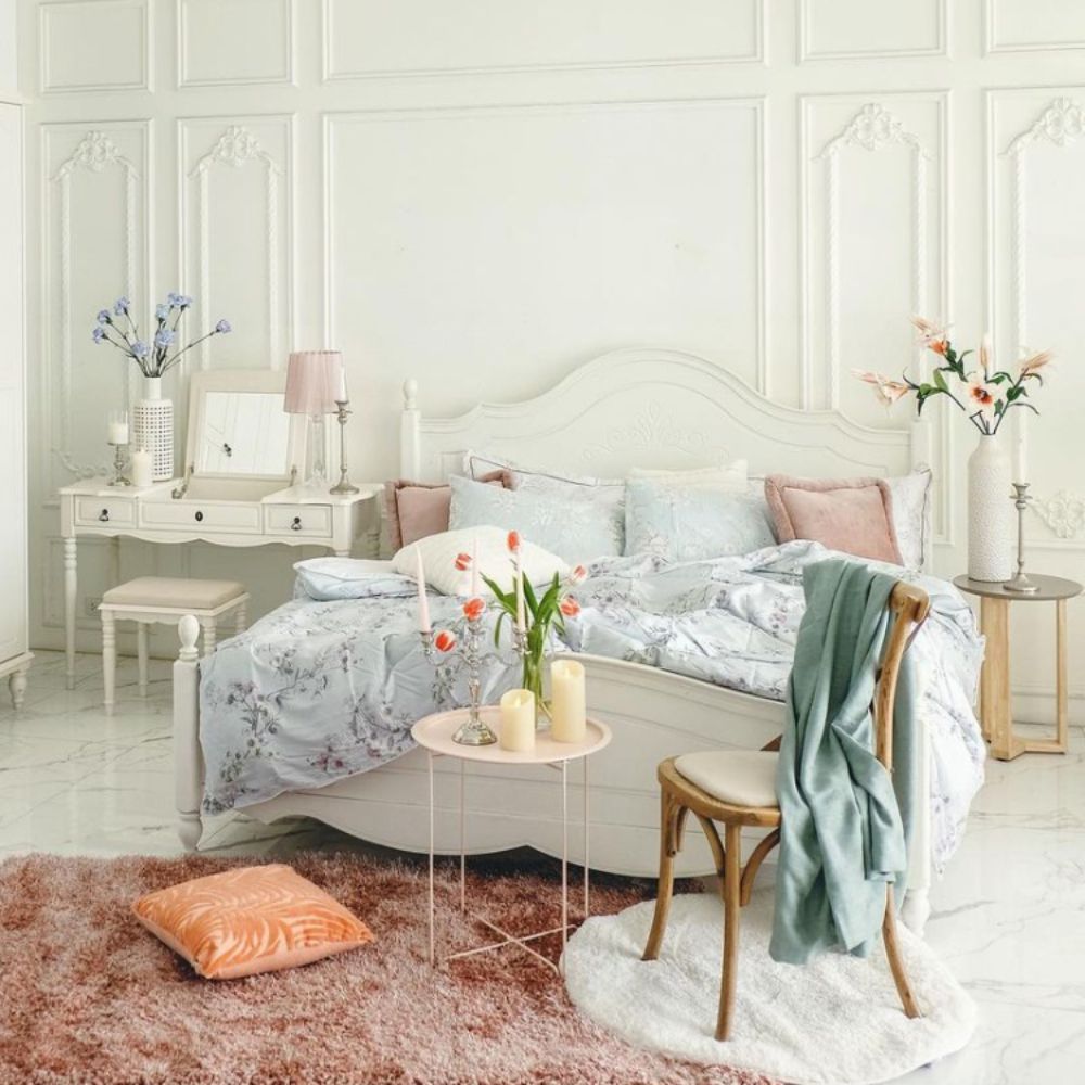 Giường Ngủ Gỗ Cao Su ANASTASIA PLUS Màu Trắng
